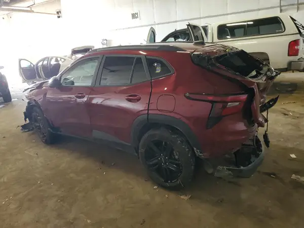 KL77LKE20RC206889 2024 CHEVROLET TRAX - Image 2