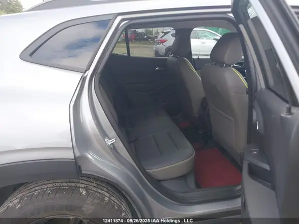 KL77LKE20SC161765 2025 CHEVROLET TRAX - Image 8