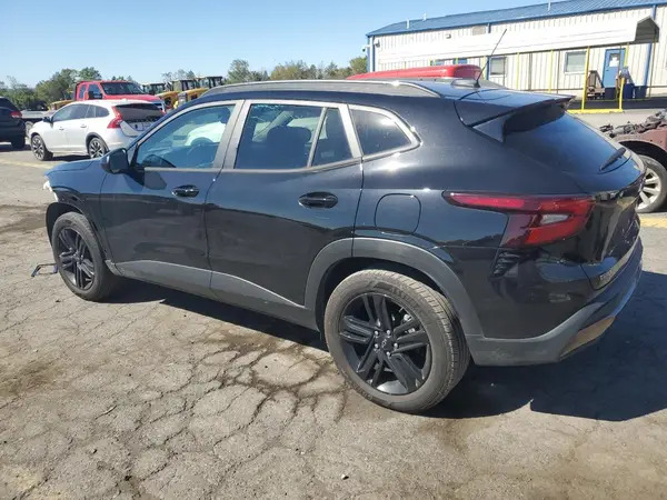 KL77LKE21RC191397 2024 CHEVROLET TRAX - Image 2