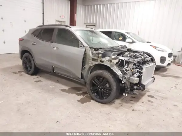 KL77LKE21RC229470 2024 CHEVROLET TRAX - Image 1