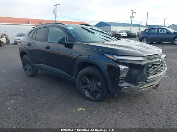 KL77LKE21SC110551 2025 CHEVROLET TRAX - Image 1