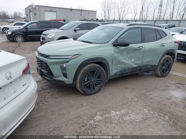 KL77LKE21TC038770 2026 CHEVROLET TRAX - Image 2