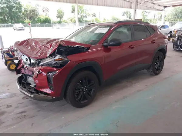 KL77LKE22RC168100 2024 CHEVROLET TRAX - Image 2