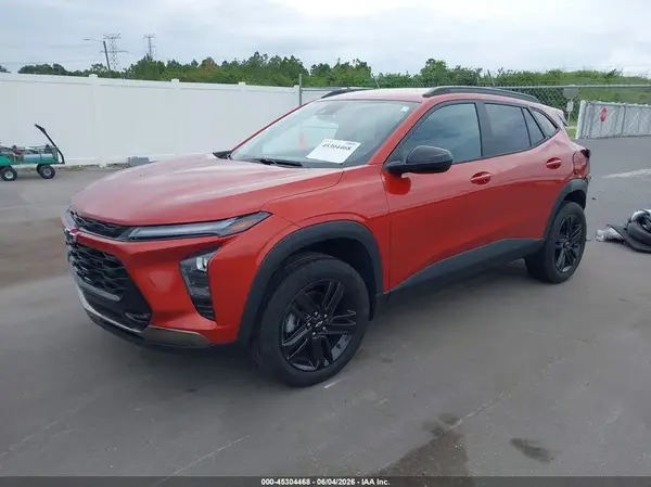 KL77LKE22RC214945 2024 CHEVROLET TRAX - Image 2