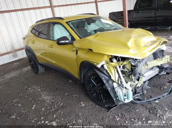 KL77LKE23RC013944 2024 CHEVROLET TRAX - Image 1
