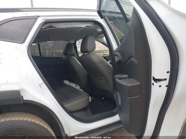 KL77LKE23RC091995 2024 CHEVROLET TRAX - Image 8