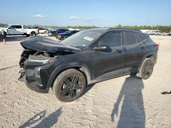 KL77LKE23RC111369 2024 CHEVROLET TRAX - Image 1