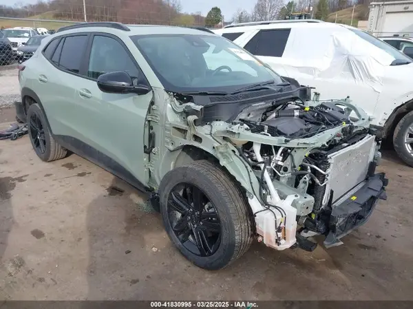 KL77LKE23RC199033 2024 CHEVROLET TRAX - Image 1