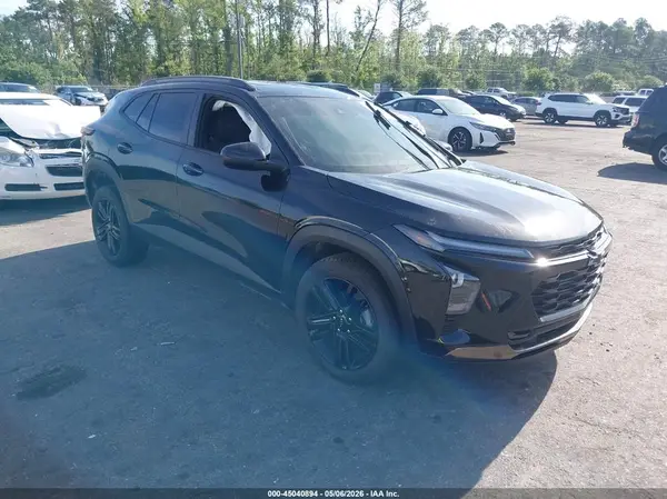 KL77LKE24RC110585 2024 CHEVROLET TRAX - Image 1