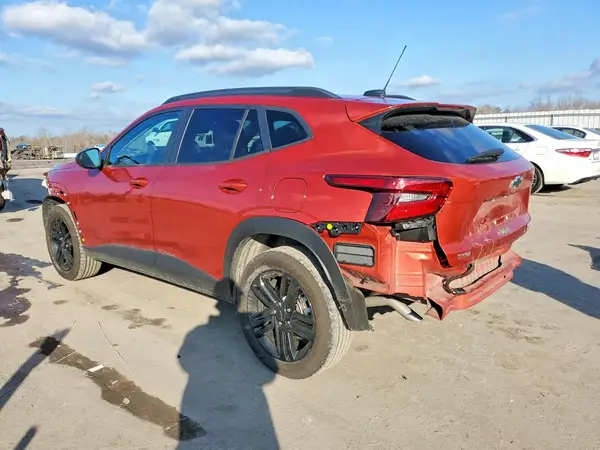 KL77LKE24RC179308 2024 CHEVROLET TRAX - Image 2
