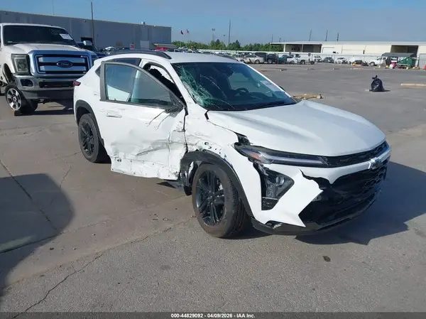 KL77LKE24RC188106 2024 CHEVROLET TRAX - Image 1