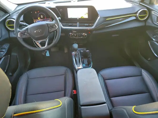 KL77LKE25RC100048 2024 CHEVROLET TRAX - Image 8
