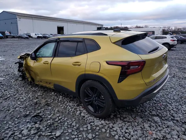 KL77LKE26RC167791 2024 CHEVROLET TRAX - Image 2