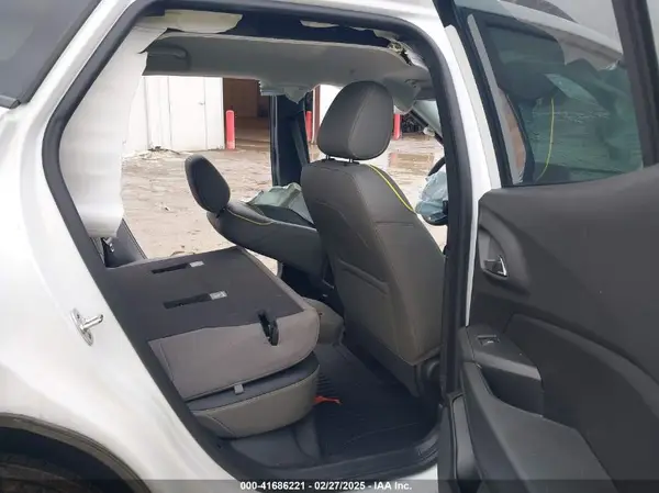 KL77LKE26RC177687 2024 CHEVROLET TRAX - Image 8