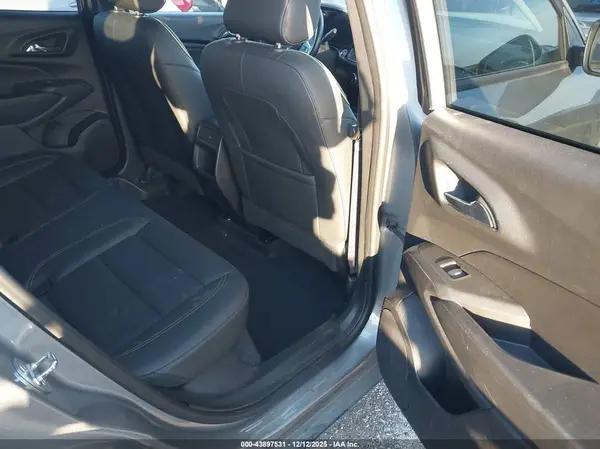 KL77LKE27RC015437 2024 CHEVROLET TRAX - Image 8