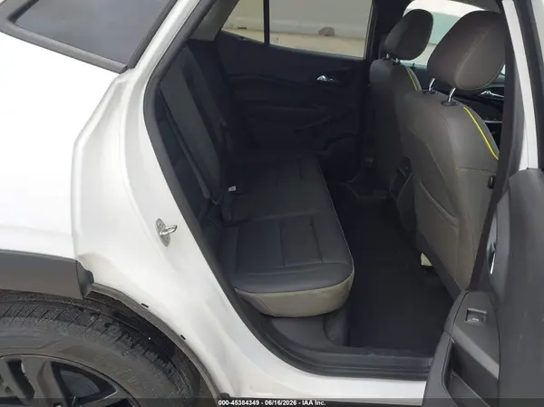 KL77LKE27RC016877 2024 CHEVROLET TRAX - Image 8