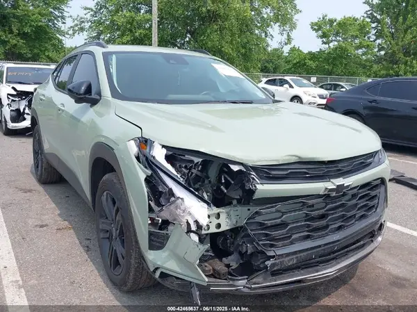 KL77LKE27RC160672 2024 CHEVROLET TRAX - Image 1