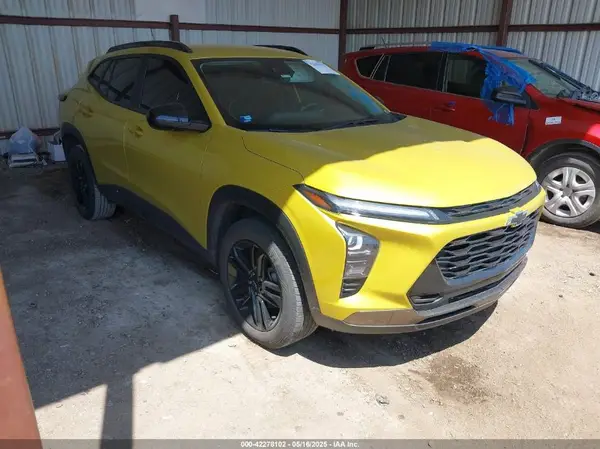 KL77LKE28RC015866 2024 CHEVROLET TRAX - Image 1