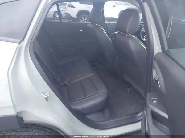 KL77LKE28RC149986 2024 CHEVROLET TRAX - Image 8