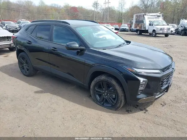 KL77LKE28RC152497 2024 CHEVROLET TRAX - Image 1