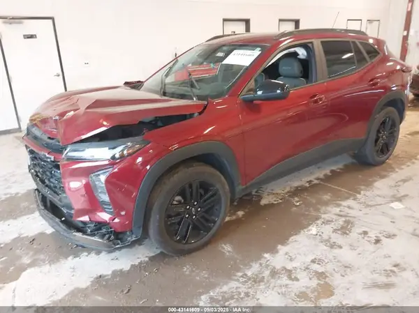 KL77LKE28RC154038 2024 CHEVROLET TRAX - Image 2