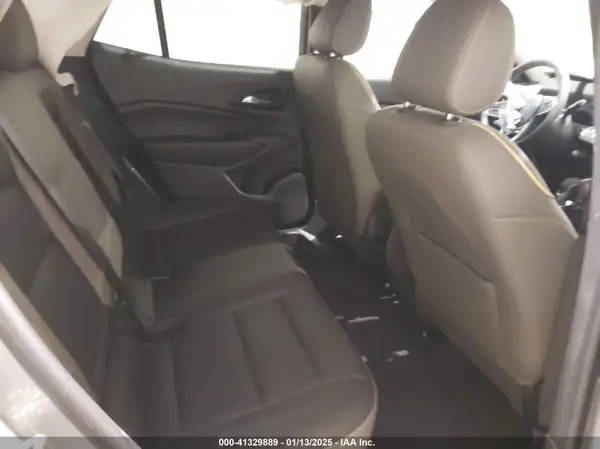 KL77LKE28RC201276 2024 CHEVROLET TRAX - Image 8