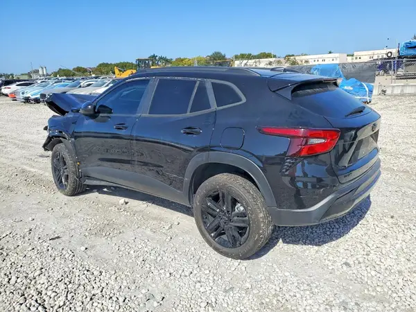 KL77LKE29RC187274 2024 CHEVROLET TRAX - Image 2