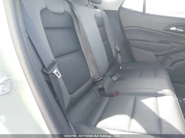 KL77LKE29SC122222 2025 CHEVROLET TRAX - Image 8