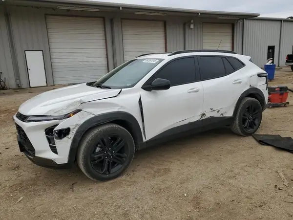 KL77LKE2XRC028750 2024 CHEVROLET TRAX - Image 1