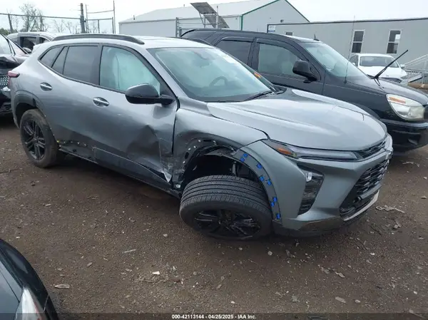 KL77LKE2XRC078192 2024 CHEVROLET TRAX - Image 1
