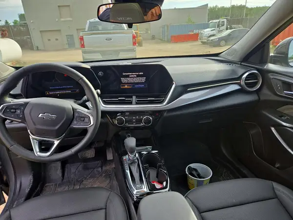 KL77LKE2XSC311302 2025 CHEVROLET TRAX - Image 8