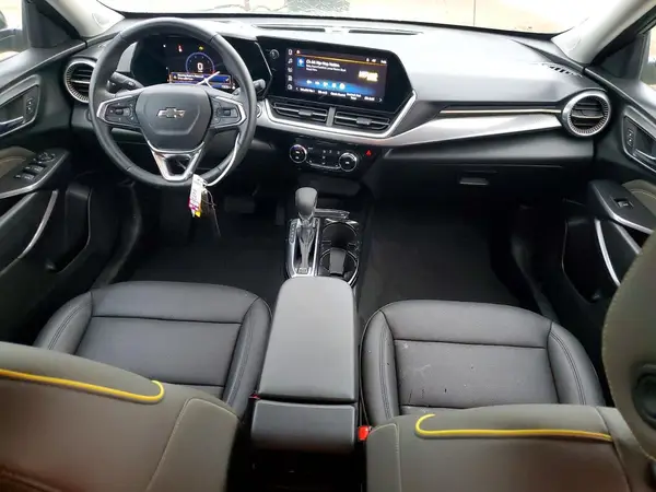 KL77LKEP0SC012378 2025 CHEVROLET TRAX - Image 8