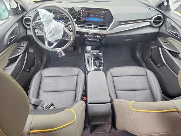 KL77LKEP0SC019525 2025 CHEVROLET TRAX - Image 8
