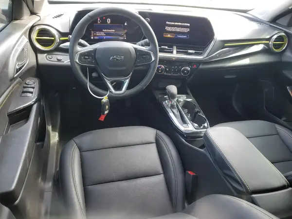 KL77LKEP0SC098209 2025 CHEVROLET TRAX - Image 8