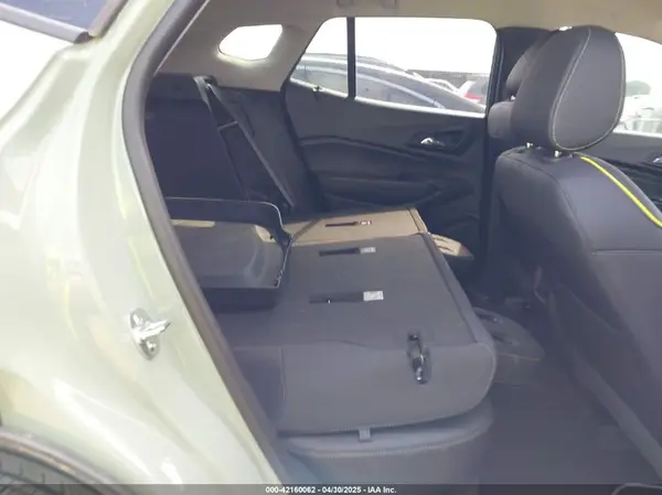 KL77LKEP0SC124839 2025 CHEVROLET TRAX - Image 8