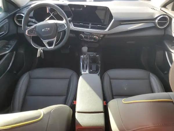 KL77LKEP0SC129006 2025 CHEVROLET TRAX - Image 8