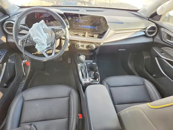 KL77LKEP0SC145240 2025 CHEVROLET TRAX - Image 8