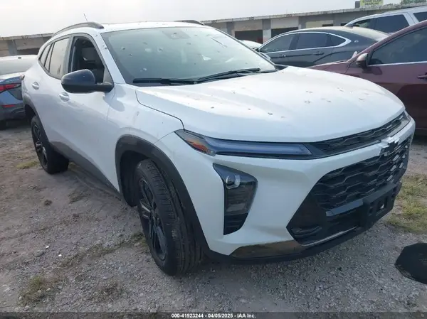 KL77LKEP0SC189870 2025 CHEVROLET TRAX - Image 1
