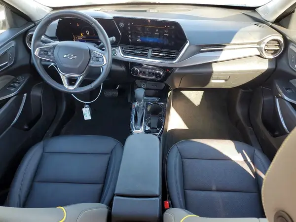 KL77LKEP0SC243247 2025 CHEVROLET TRAX - Image 8
