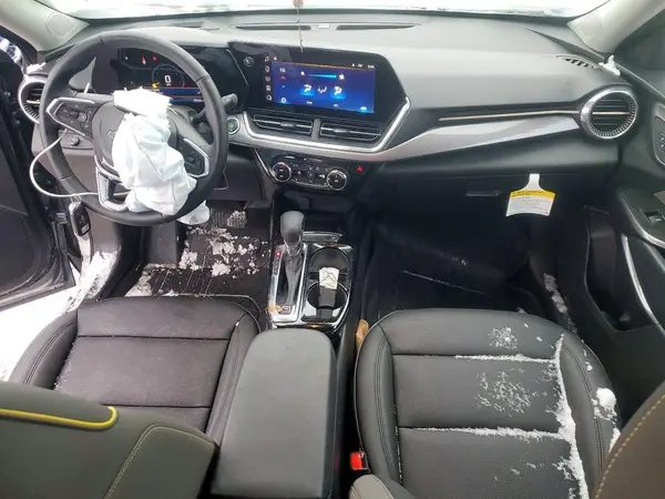 KL77LKEP0SC294988 2025 CHEVROLET TRAX - Image 8