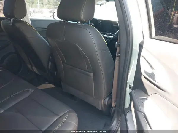 KL77LKEP1SC004435 2025 CHEVROLET TRAX - Image 8