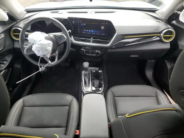 KL77LKEP1SC013409 2025 CHEVROLET TRAX - Image 8