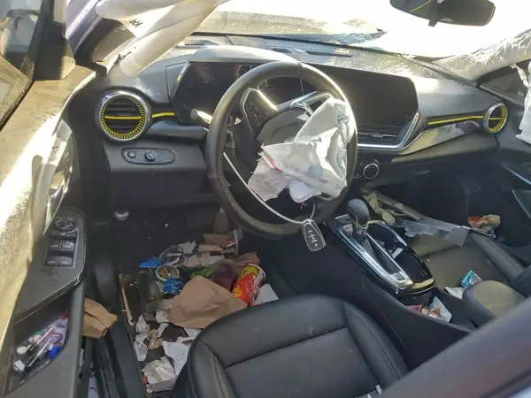 KL77LKEP1SC016343 2025 CHEVROLET TRAX - Image 8