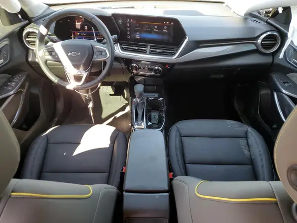 KL77LKEP1SC053926 2025 CHEVROLET TRAX - Image 8
