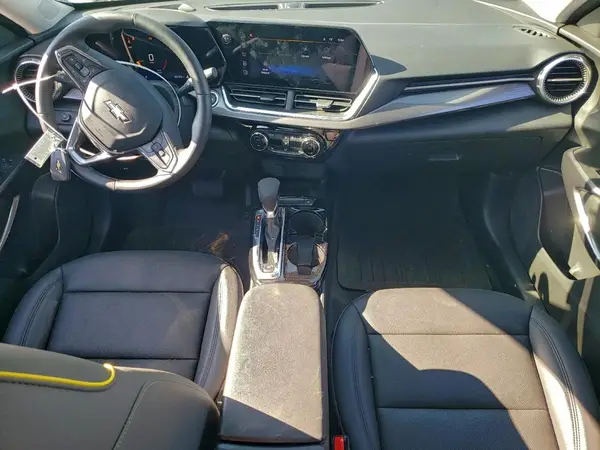 KL77LKEP1SC065543 2025 CHEVROLET TRAX - Image 8