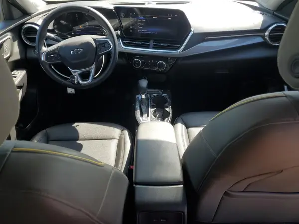 KL77LKEP1SC087185 2025 CHEVROLET TRAX - Image 8