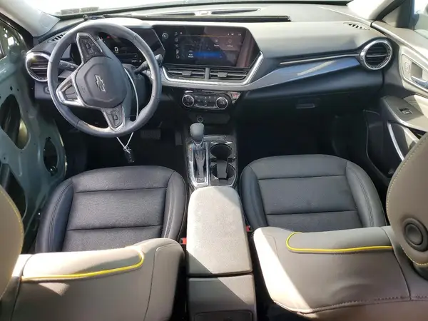 KL77LKEP1SC107449 2025 CHEVROLET TRAX - Image 8