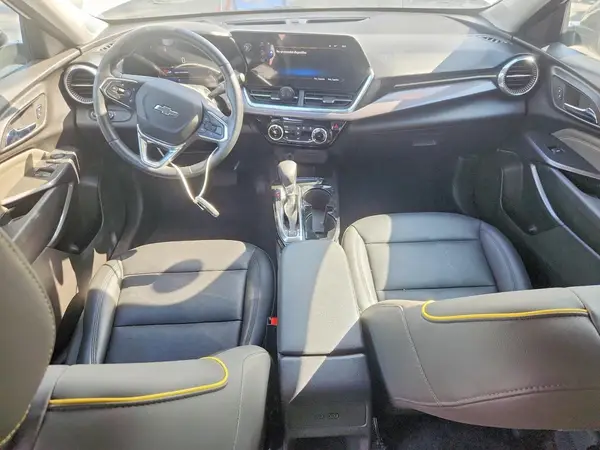 KL77LKEP1SC121433 2025 CHEVROLET TRAX - Image 8