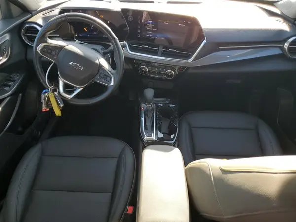 KL77LKEP1SC135316 2025 CHEVROLET TRAX - Image 8