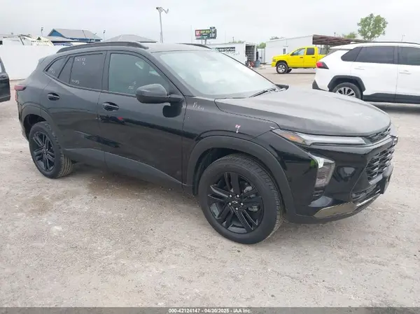 KL77LKEP1SC143223 2025 CHEVROLET TRAX - Image 1